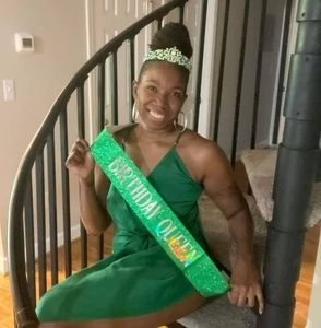 Meet your Posher, Shareka